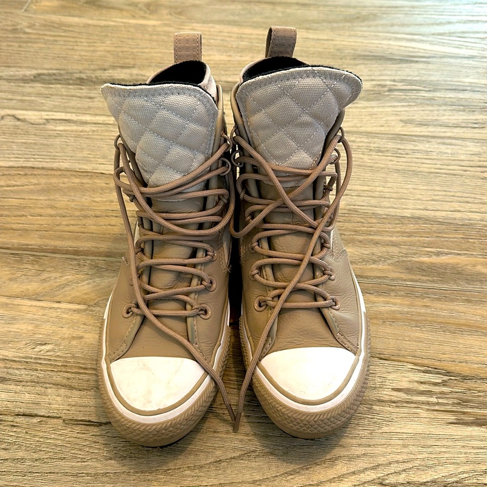 Converse all star waterproof sneakers in beige color size 8